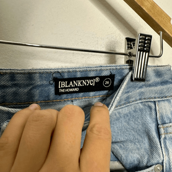 BLANKNYC THE HOWARD Mid Rise Loose Fit Fare Warning Patchwork womens size 26 - Picture 4 of 7